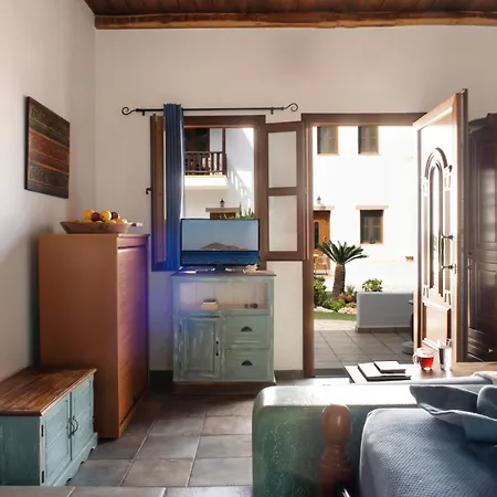 Panteli Beach Hotel 4*