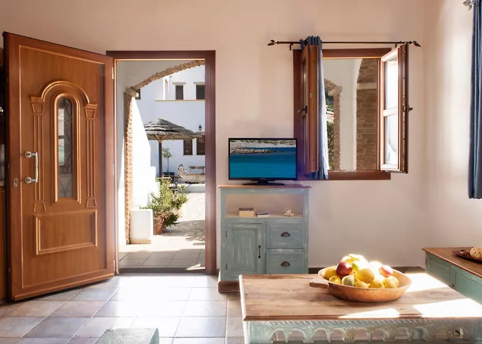 Apart Otel Panteli Beach Hotel