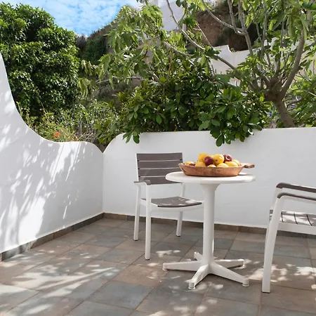 Panteli Beach Hotel