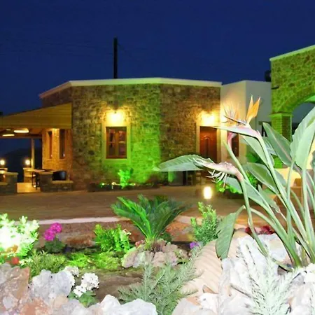 アパートホテル Panteli Beach Hotel 4*